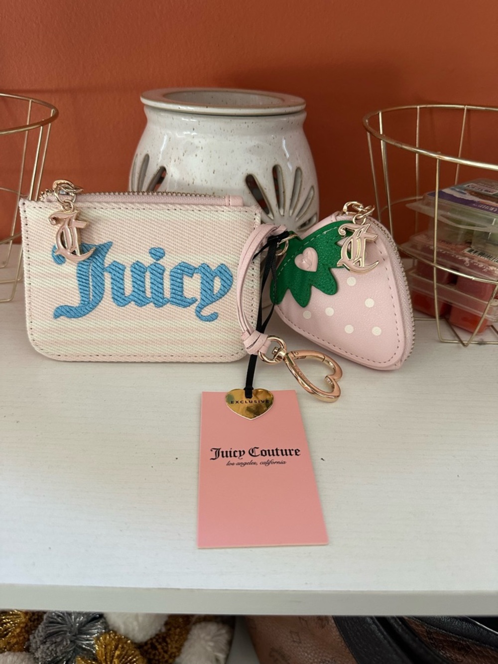 JUICY COUTURE Pink Strawberry Keychain & Zip Pouch Set(NWT)